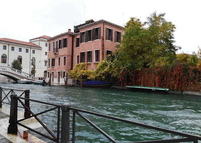 Ponte San Lorenzo apartment